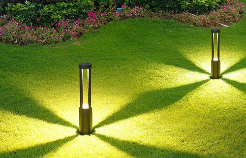 草坪灯为什么要选太阳能的？